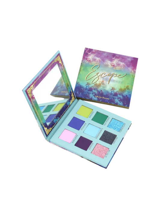 La palette de fards à paupières Escape by Indy se compose de six ombres à paupières mates et trois fards duochromes. Riches en pigments la palette de fard à paupières Escape est très appréciée. Escape est reconnue pour ses fards duochromes ultra pailletés.